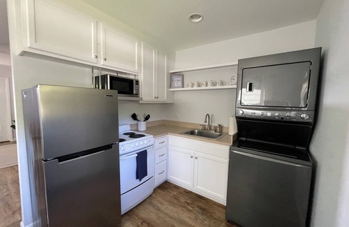 Hobe Sound Casa | Little Palm Villa retreat less than a mile from the beach!