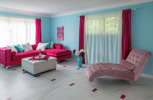 University Heights Casa | Little Paris 5 BR entire house - University Heights