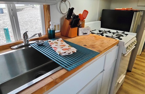 Columbia Casa | Little Rascal (tiny home) near Green River Lake, Little Rascal (tiny home) near Green River Lake