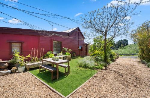 Katoomba Casa | Little Red