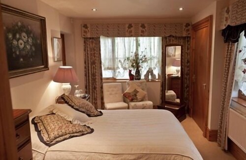 Tenby Cama Y Desayuno | Little Red Rooster Rest and Spa