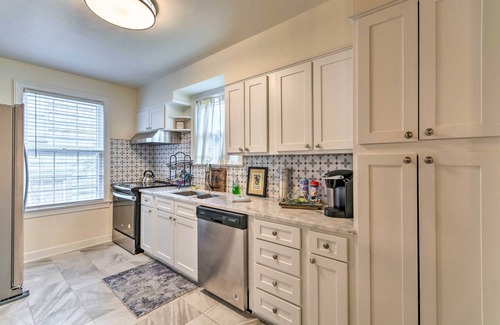 Midtown Cabaña | Little Rock Home ~ 5 Mi to Downtown!
