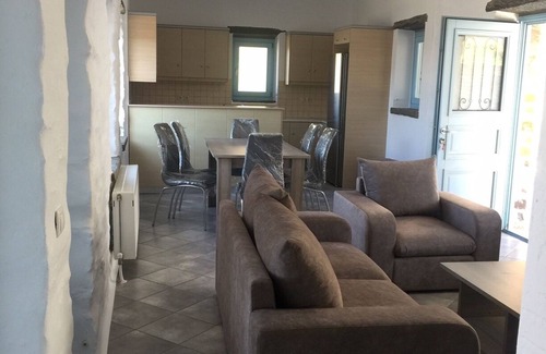 Korissia Casa | Little Seashell-Relaxing holidays overlooking the picturesque harbor