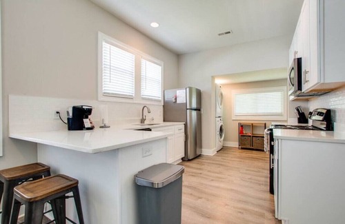Murfreesboro Casa | Little Stone House in the Heart of Murfreesboro