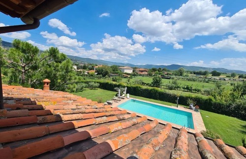 Camucia Casa | Little stone house with air/con near Cortona, pool, garden and beautiful views