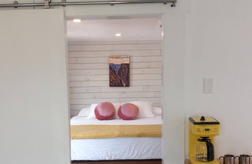Canon City Casa | Little Suite at Little Canyon Inn. minutes to Royal Gorge