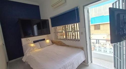 Daun Penh Casa | Little Susie Small Double Room