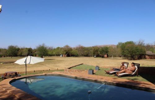 Hartbeespoort Chalet De Esquí | Little Swift Chalets