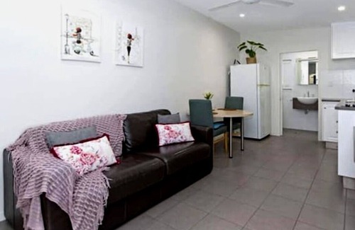 Gulliver Apartamento | Little Villa | Secure and Central Townsville**FULLY SERVICED and FURNISHED**