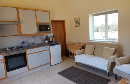 Loxton Cabaña | LITTLE WHARF, pet friendly, character holiday cottage in Bleadon