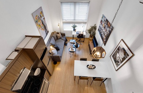 Plateau Mont Royal Apartamento | Liv MTL* 55% Off * Main 306 Rare 1BR + Mezzanine | Relaxed Getaway + Spacious + Office + Pets Stay Free!