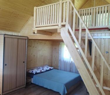 Ceparii Pamanteni Casa | Livada Bunicilor