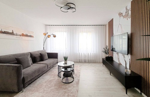 Hamm Apartamento | LIVATION Hamm 1: Netflix - Design - Kitchen