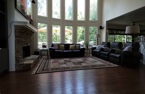 Suwanee Casa | Live in a mansion near the city, offering a resort-style setup.