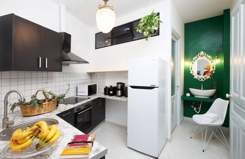 Thissio Apartamento | Live in Athens, Thiseio Historic House
