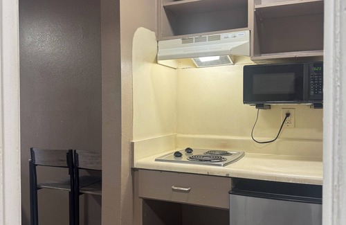 Jonesboro Cabina | Live In Lodge Extended Stay