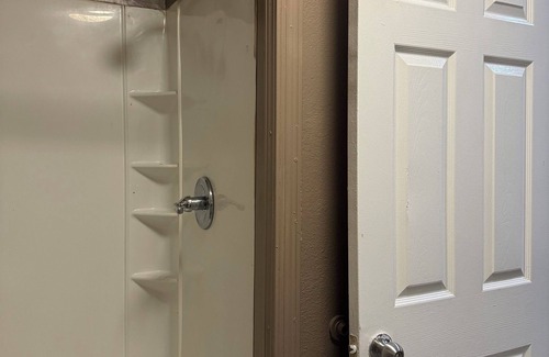 Jonesboro Cabina | Live In Lodge Extended Stay