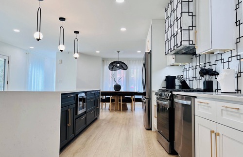 Bloomfield Casa | Live in Style - Dreamy Home @ Awesome Location