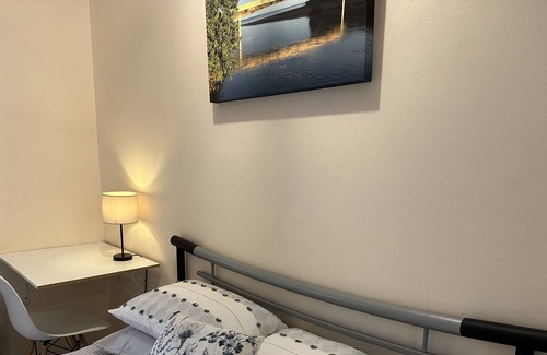 Rapid Creek Apartamento | Live like a local minutes from the beach