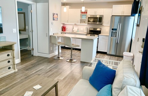 St. Pete Beach Cabaña | Live Like a Local :) 2 BLOCKS TO THE BEACH