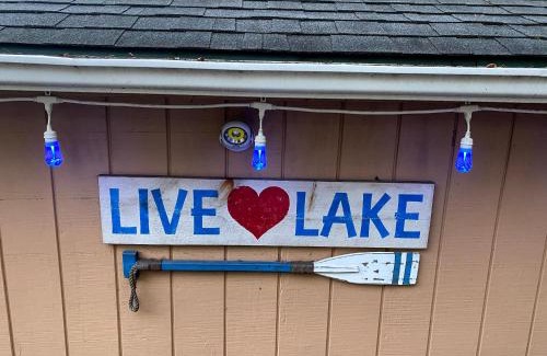 Dandridge Chalet De Esquí | Live Luv Lake, Hot Tub, Private Boat Dock, WIFI,685 FREE tickets each paid day