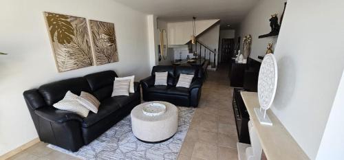 Sao Martinho do Porto Apartamento | Live the Beach Life, Duplex Apartment with Beach Views Just 3 Minutes from the Ocean