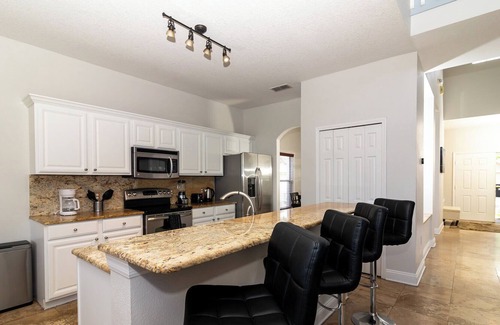 Highgate Park Casa | Live the Good Life in Davenport! 6 BDR w/ Private Pool, Minutes from Disney