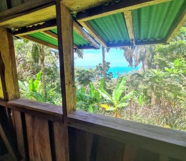 Isla Bastimentos Casa | Live the Jungle - Rustic Refuge