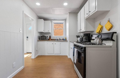De Pere Apartamento | Live. Work. Play. Study. Downtown De Pere!