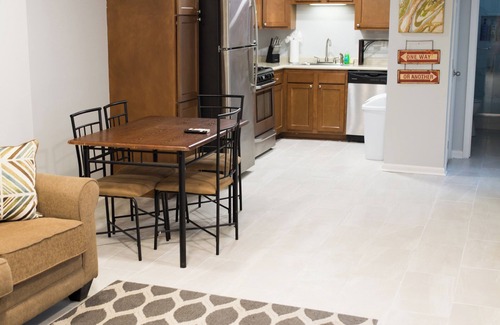 Uptown Historic District Casa | Lively Uptown Getaway Steps from historic Magazine