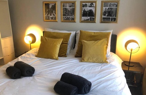 Siegburg Apartamento | Liverpool · CHILLINGHOUSE # 8, ICE 3 Min. NETFLIX