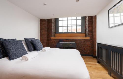 St George's Quarter Apartamento | Liverpool Warehouse Flat - Sleeps 5, WiFi, Free On-Site Parking