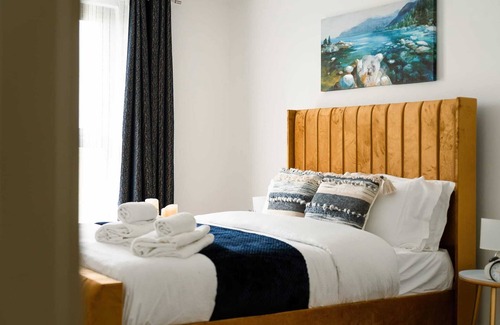 George Green Apartamento | Livestay Modern One Bed Apartment with Parking