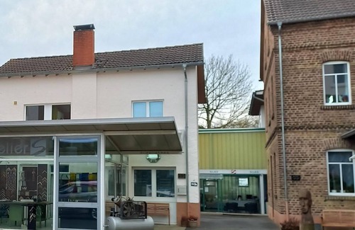 Bad Neuenahr-Ahrweiler Apartamento | Living above the studio - maisonette apartment