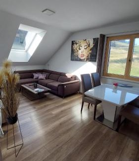 Grossdorf Apartamento | Living Apartment