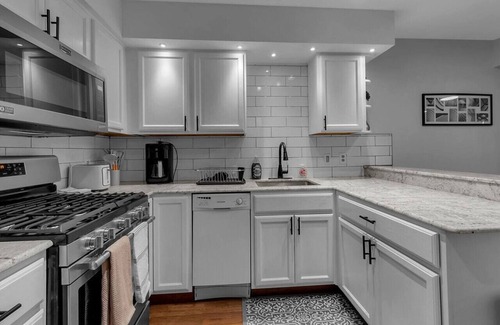 Willert Park Casa | Living Large Downtown