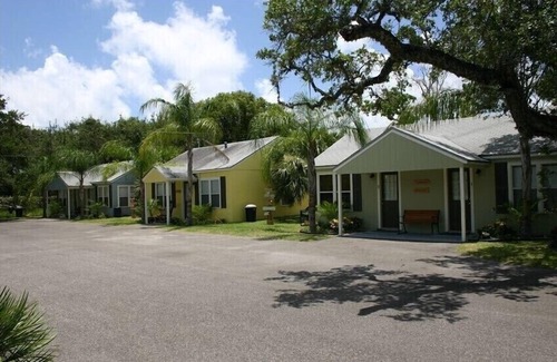 Fulton Cabaña | Living On Island Time N. ° 2 - Cozy Cottages costero con mucho encanto!