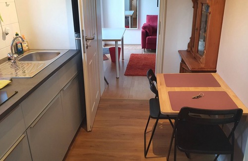 Ippendorf Apartamento | Vivir en el techo de Bonn, a solo 10 minutos del centro.