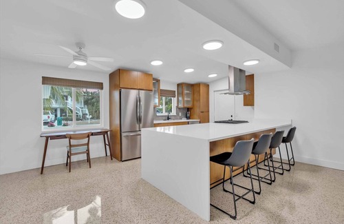 Holmes Beach Casa | LivingGood by Duncan Real Estate