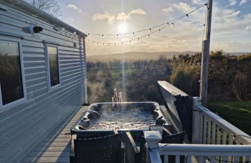 Swarland Cabina | Livvi Rosa's Lodge