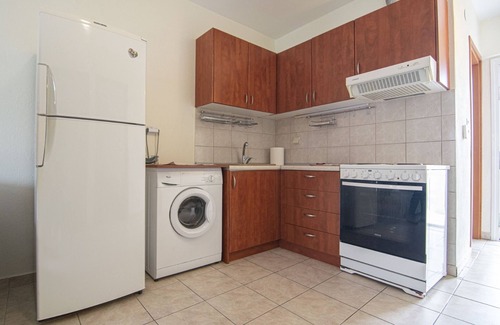Nea Fokaia Apartamento | Liza Apartment by RentalsPro