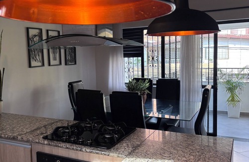 La America Villa | LK | Villa Bolívar !Confort y Estilo Único en el Vibrante Laureles¡