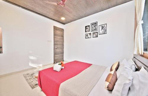 Lonavala Villa | ll EMPYREAN STAY ll MYSTICAL STONE ll AC ll PRIATE POOL ll