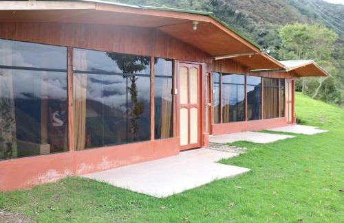 Santa Teresa Cabina | Llactapata Lodge overlooking Machu Picchu - camping - restaurant