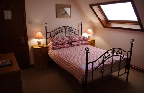 Cynghordy Casa | Llanerchindda Farm Guest House