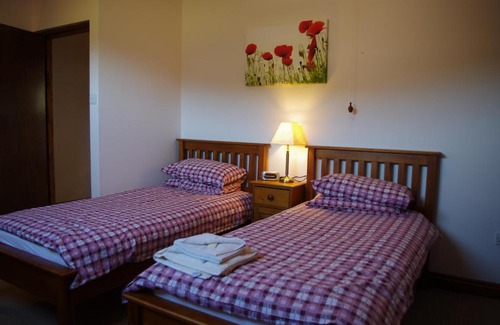 Cynghordy Casa | Llanerchindda Farm Guest House