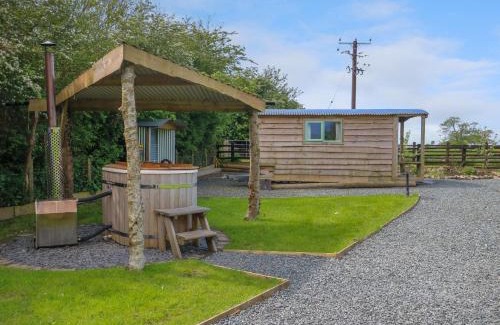 Brynrefail Casa | Llety Llanfair