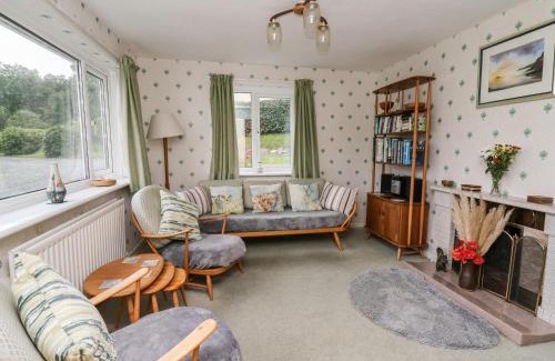Capel Bangor Casa | Llwynon