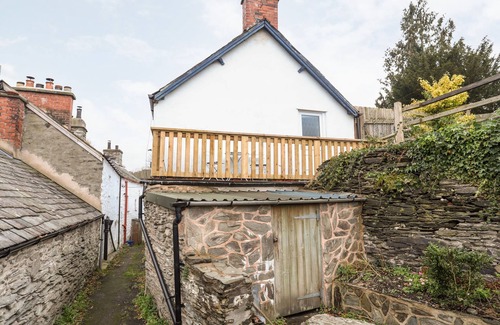 Llandderfel Cabaña | Llys Mair