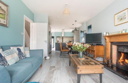 Edern Casa | Llywnfor
